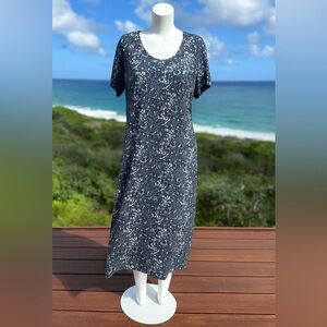 Lands’ End maxi dress Size L BLUE & white floral print Cotton Spandex blend NWOT